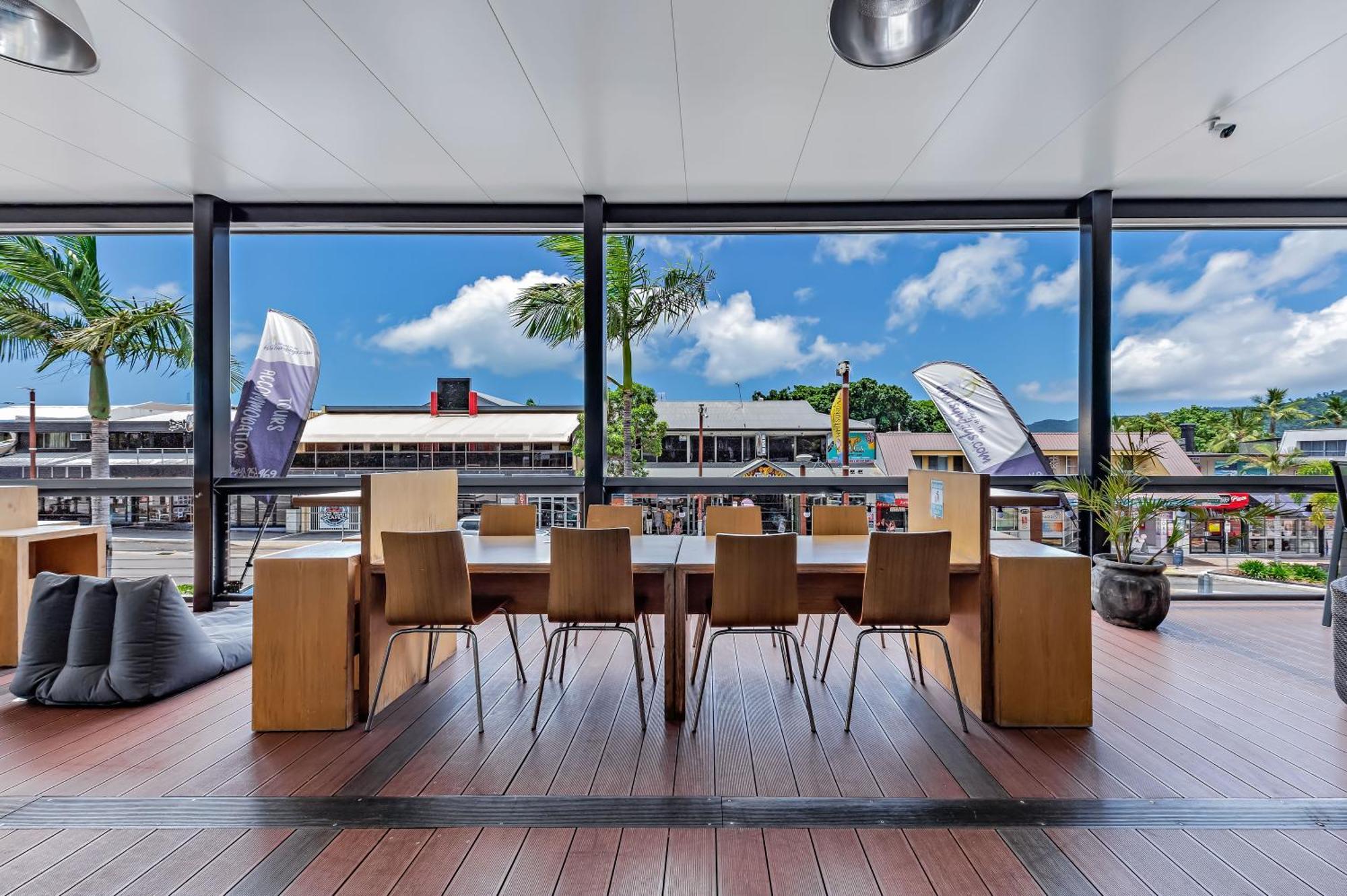 Airlie Sun & Sand Accommodation #6 Эйрли-Бич Экстерьер фото